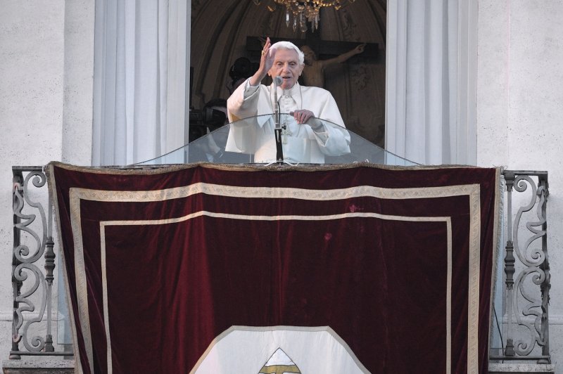 Investigation says Pope Benedict XVI mishandled reports of child sex abuse in 1970s, '80s